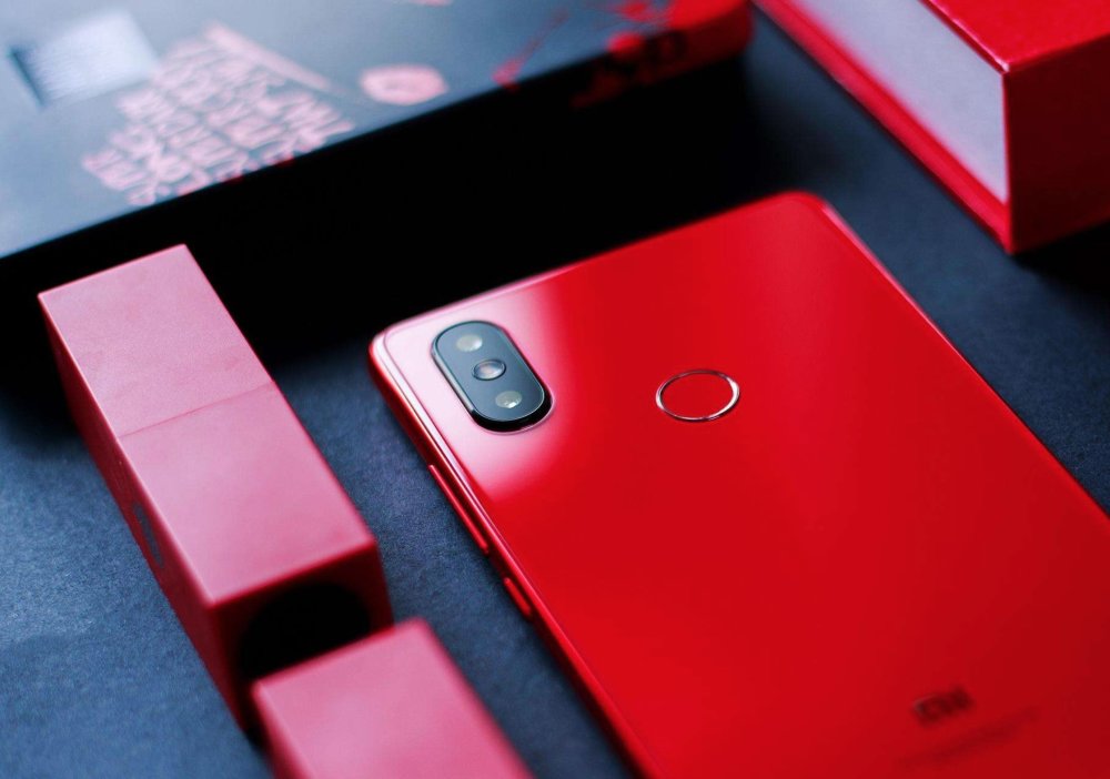 同是1799配置各有千秋,小米8SE和魅蓝E3学生