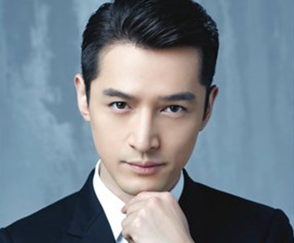 祖籍是上海的男明星:他是富二代,而他导演的电影曾刷新记录