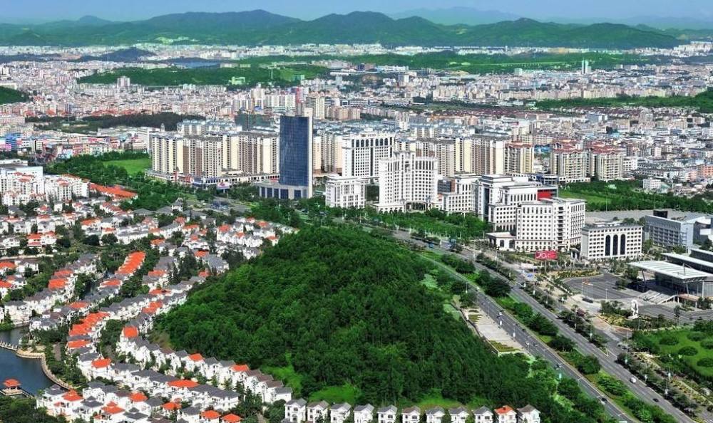 塘厦镇人口_全国千强镇新榜单 凤岗升至第37位