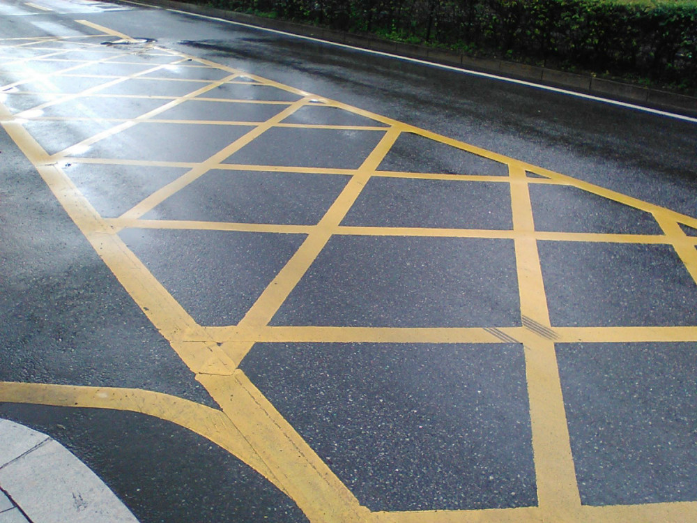 诺基亚8110 4G版上手体验:年轻人最喜欢的香