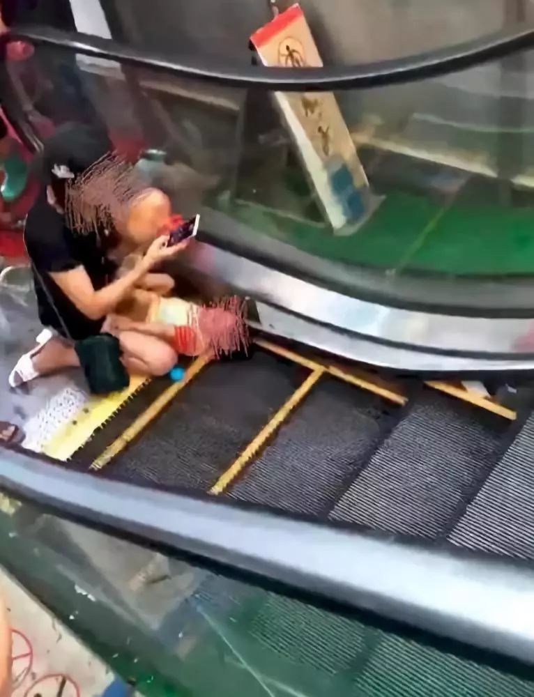 7·29湖南宁远扶梯事故官方情况说明:属于意外事故，主因是监护人未尽责