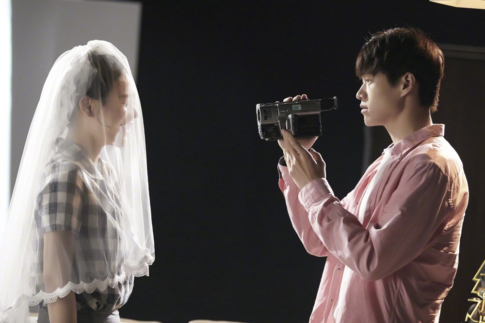 他演技不错也是小鲜肉,却因为脾气好经常被忽