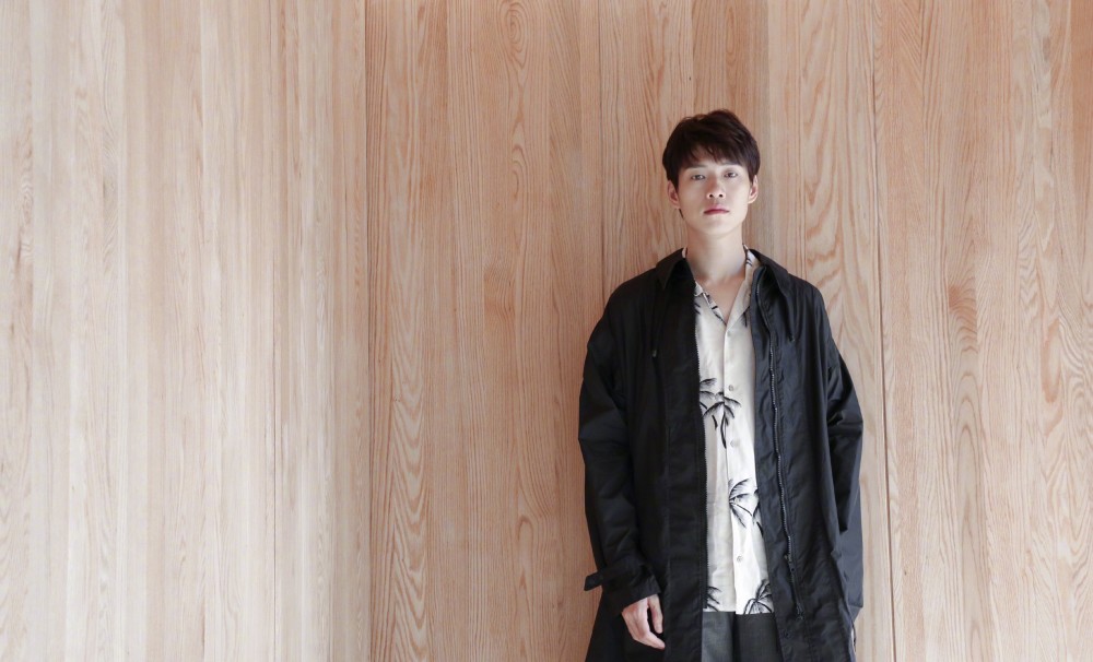 他演技不错也是小鲜肉,却因为脾气好经常被忽