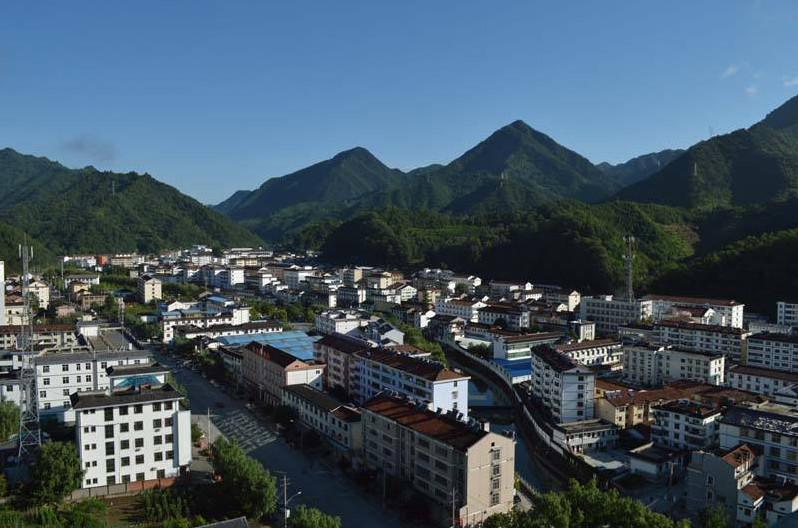 陕西一个无名小县,人口仅有4.7万,半年旅游收入却超6亿,罕见