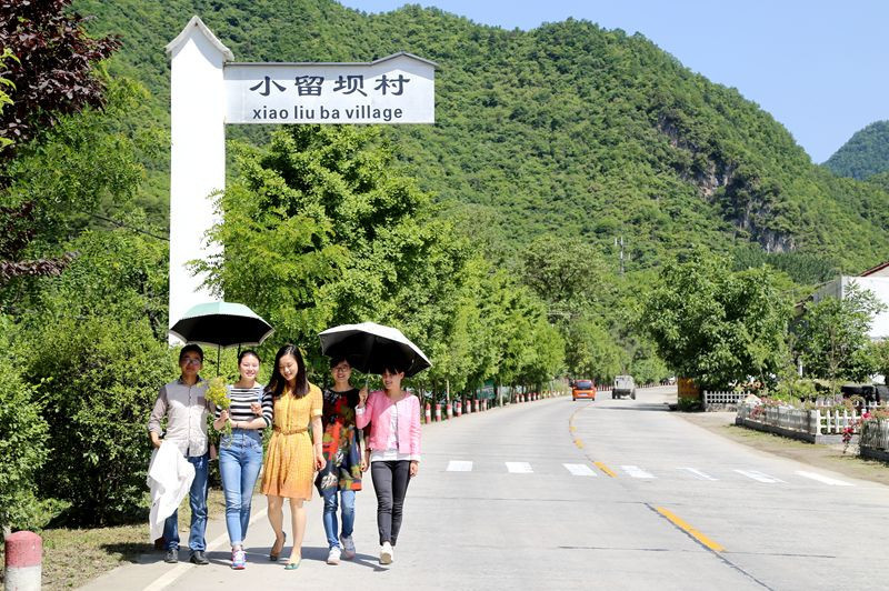 陕西一个无名小县,人口仅有4.7万,半年旅游收入却超6亿,罕见