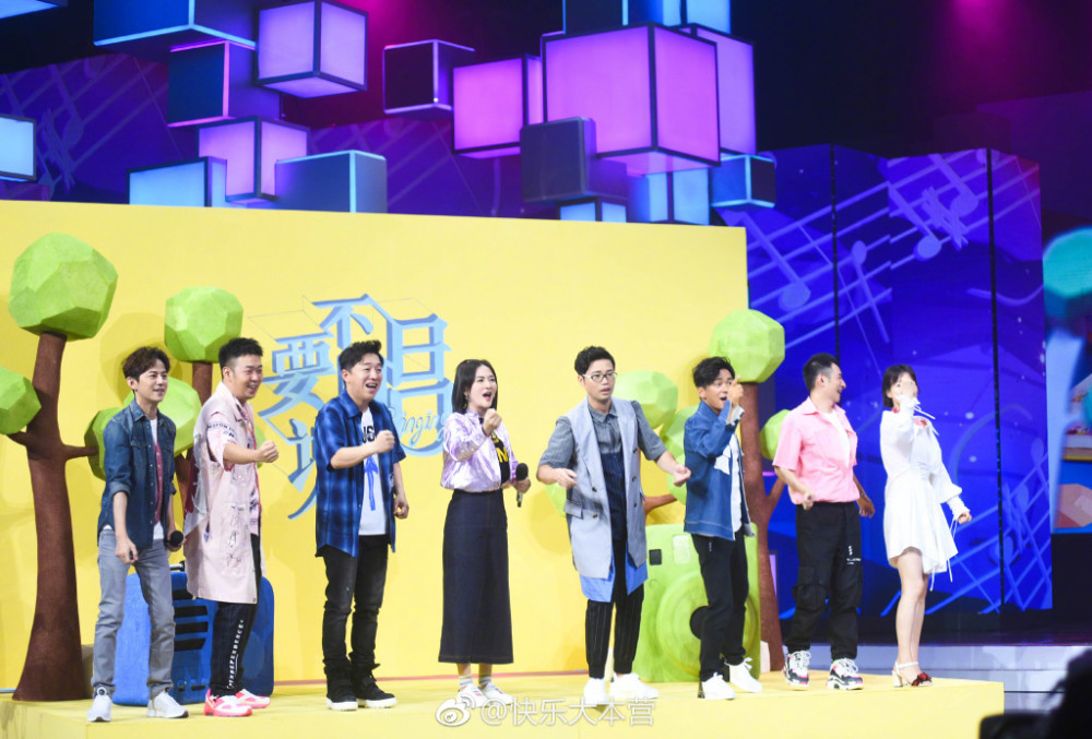 黄渤自爆曾为王菲和四大天王写过歌,深情演唱