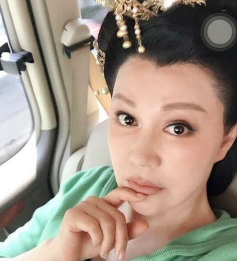 州最漂亮的女人,与丈夫恩爱20年未孕,离婚后男