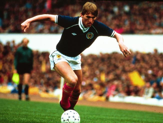 众生仰望!足坛大BUG是他们 梅西C罗还差得远