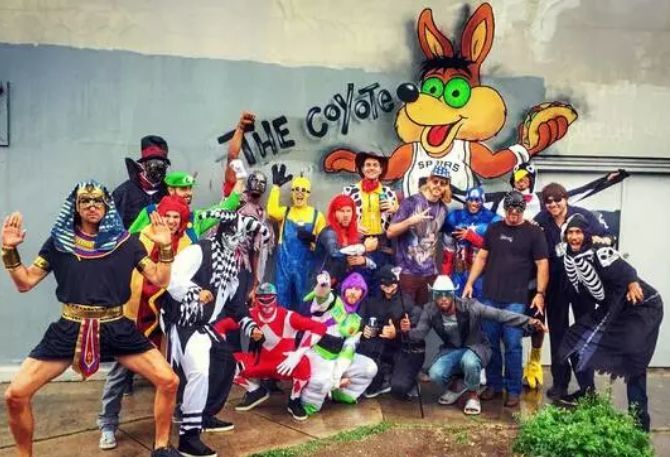 有时看起来一团和气的公司,只有老板一个人在