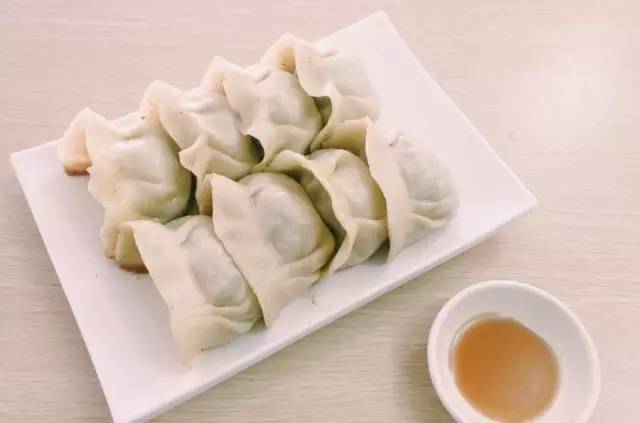 聚集上海人最爱的黑暗料理的这条街 马上就要拆了