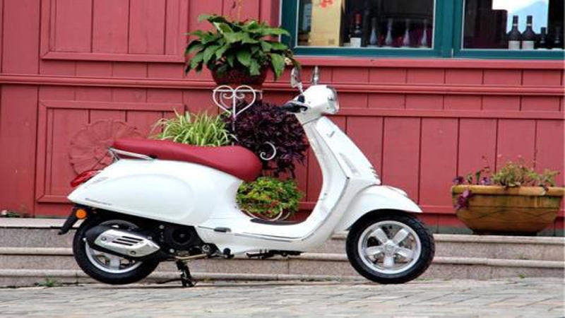 比亚乔vespa primavera,124cc超小排气量踏板摩托车!