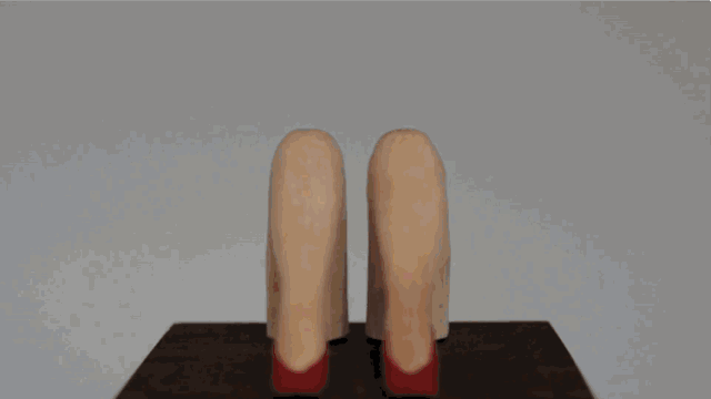 这只猪的画都能卖10000 元,你呢?