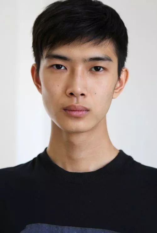 高级男模在中国的定义