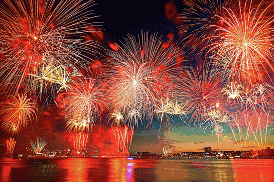 大型炫酷烟花秀 ·前方高能:精彩剧透盛大来袭!