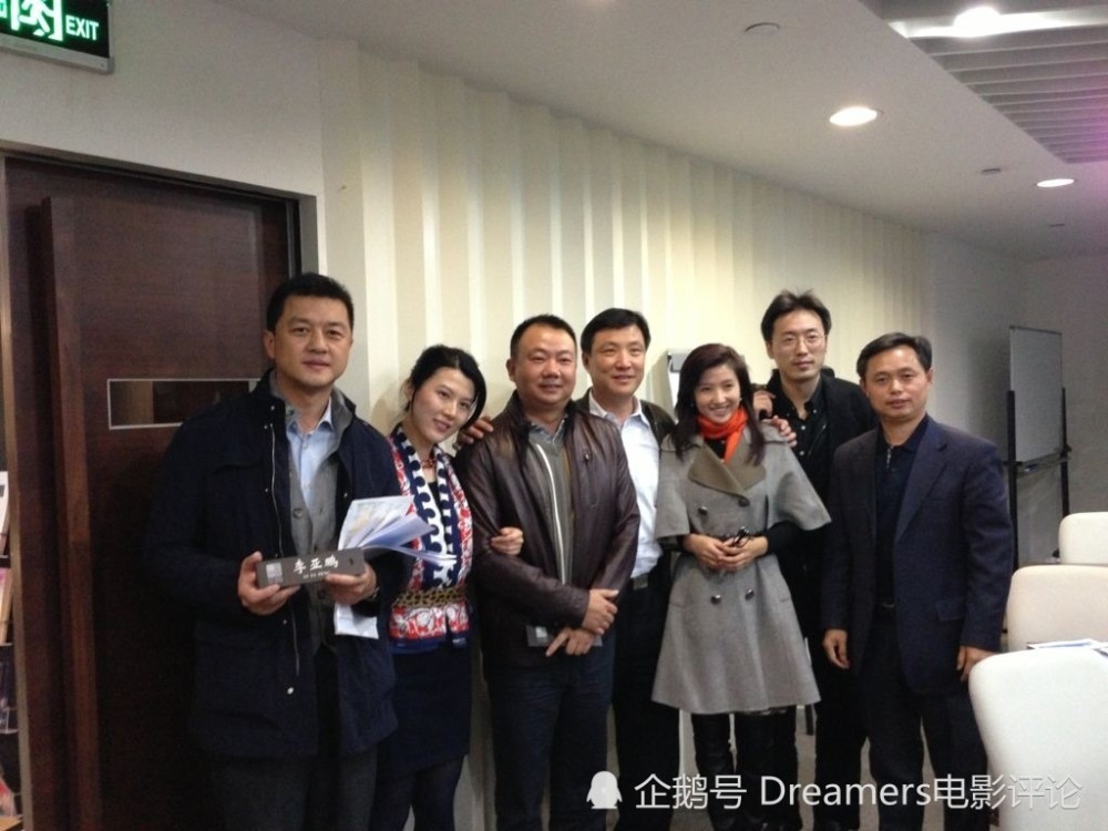 李亚鹏成功之路难？网曝与亲哥哥因钱闹翻脸，又被告上法庭