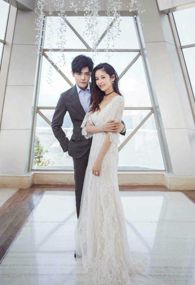 在巴厘岛举行婚礼的10对明星夫妻中,唯独第二对被传