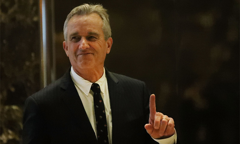 小肯尼迪助力除草剂致癌诉讼 农化巨头拜耳市