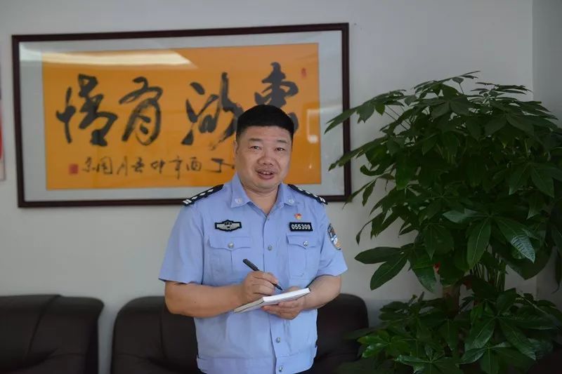 张奕元