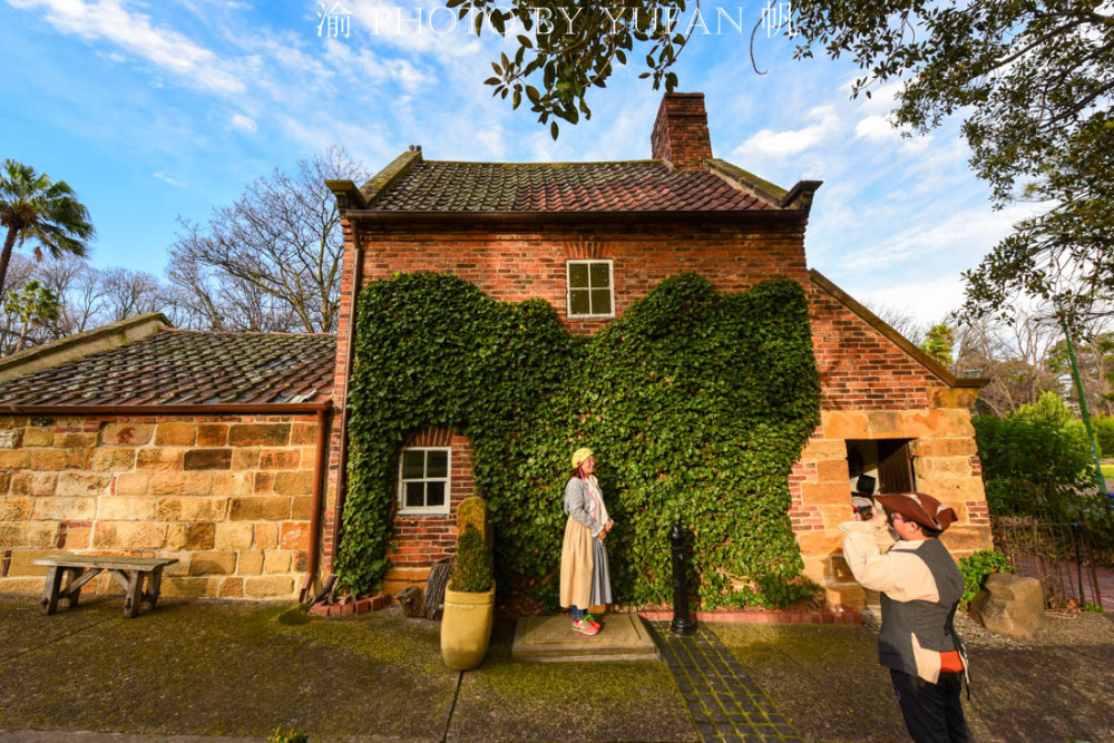 这间小屋很不起眼,但它的主人却改变了770万平