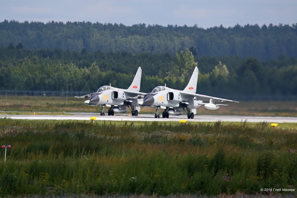 俄罗斯摄影师抓拍高清好图,歼轰-7A证明自己的