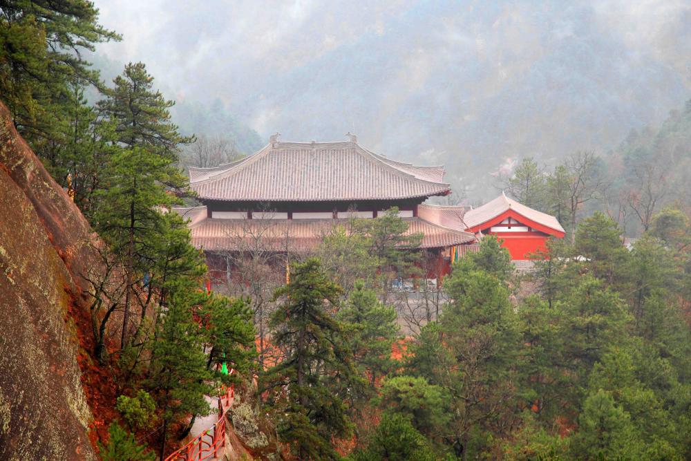 黄陵千年古寺—紫峨寺