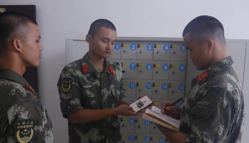 部队里可以使用手机吗?可以使用,这两种是绝对禁止使用的!