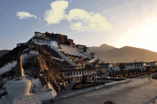 在西藏拉萨等你,全世界扎西德勒