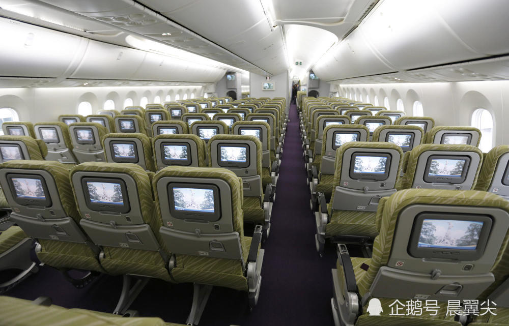 南航又接到全新的波音787-9客机,这一次多了很受好评的超级经济舱