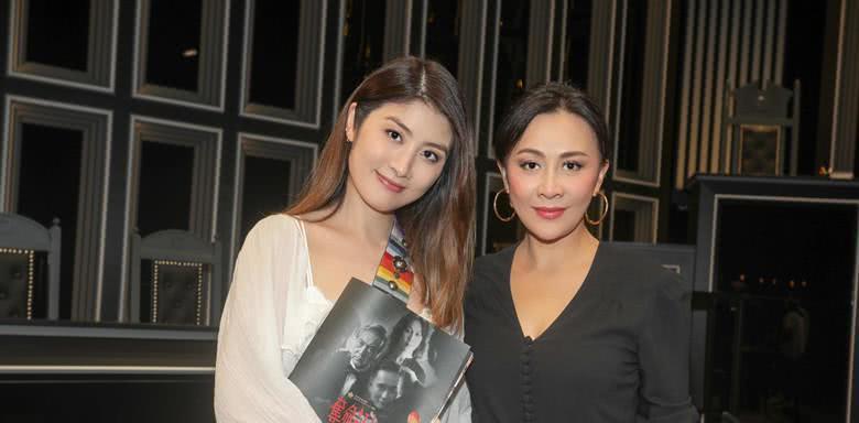 48岁陈慧琳近照,宛如18岁般很年轻,与丈夫26年无绯闻羡煞旁人!