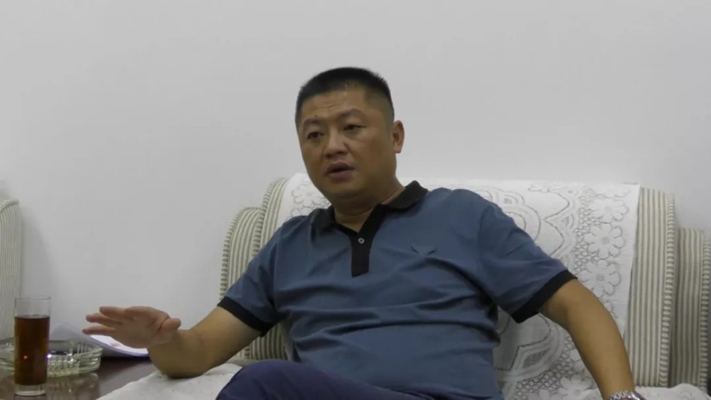贵定县委常委,县政法委书记,县公安局局长杨仂同志就协助寻亲工作进行