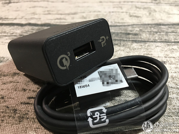 特立独行才是真索尼--Sony Xperia XZ2 开箱测