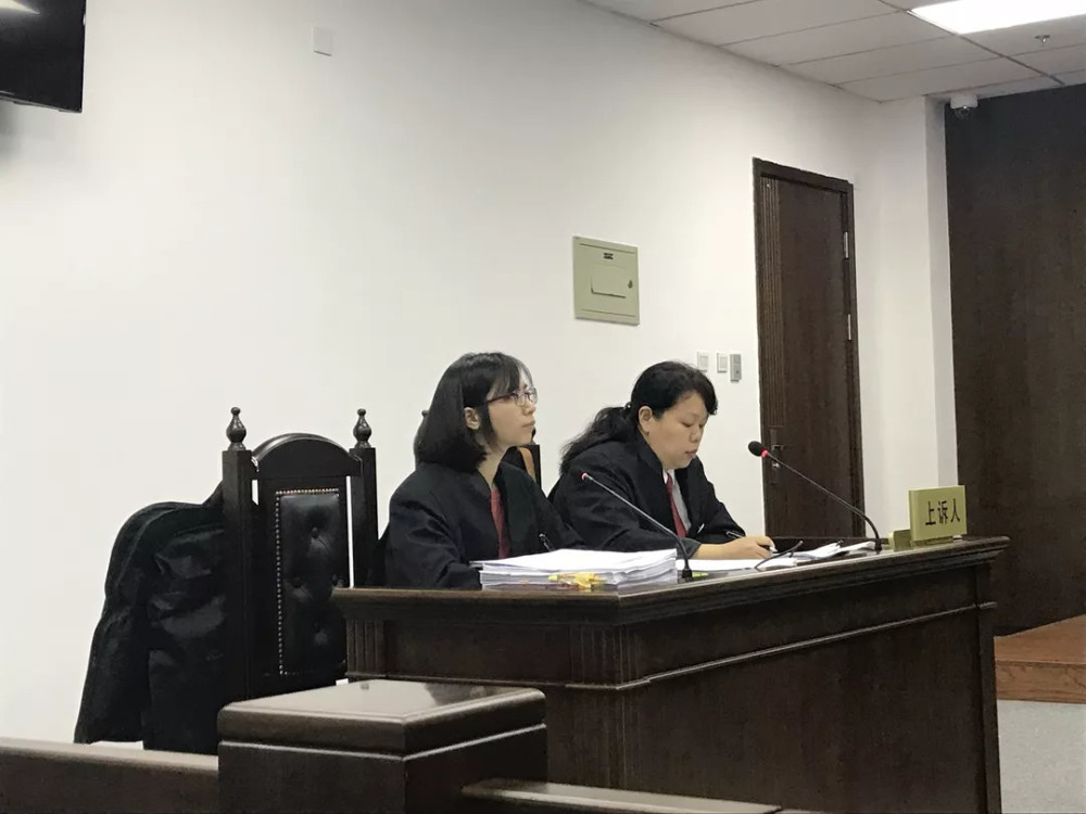 各方均不服一审判决,高丽莉,易武同庆公司向北京知产法院提起上诉称