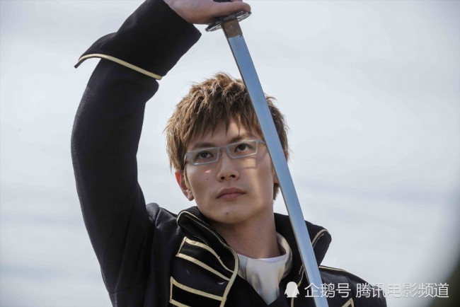 《银魂2》公开幕后花絮 危险的性感男人三浦春马堂本刚等登场