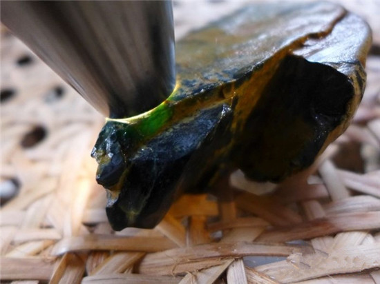 雅觅赌石知识——墨翠都产自哪些场口，各有什么特点！