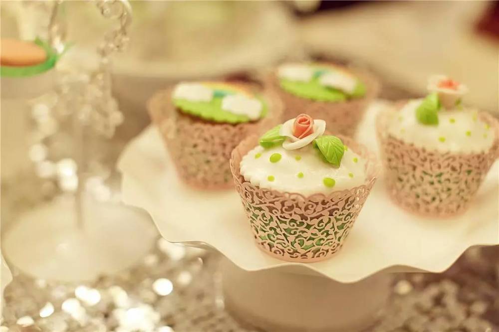 在上海份子钱出多少合适?心在流血啊