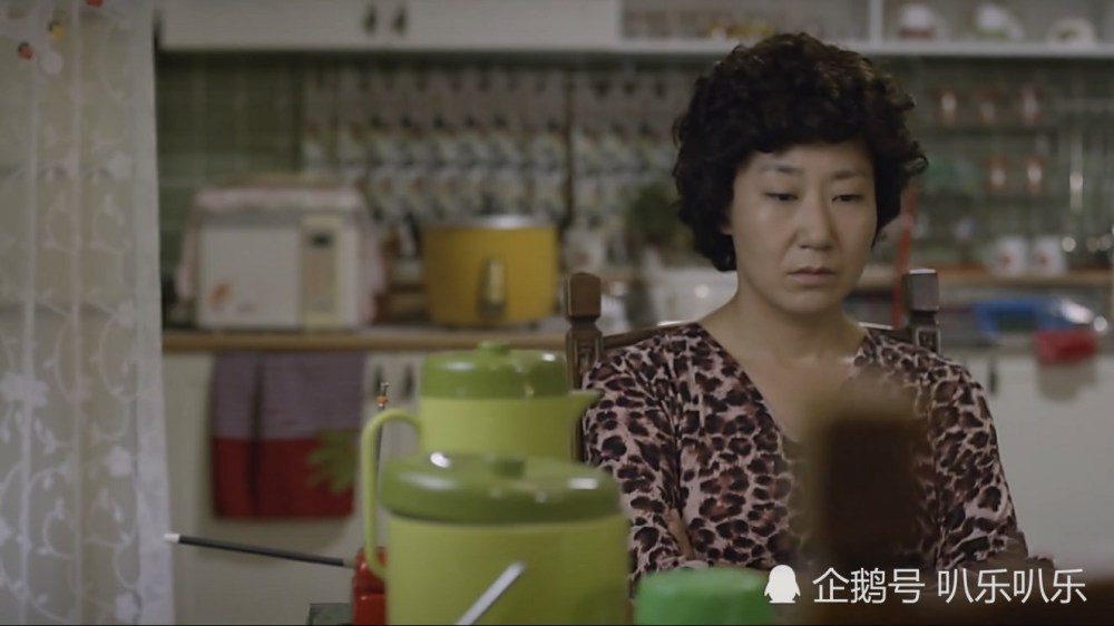 请回答1988,狗焕妈妈很失落,是因为一家人都会做家务?