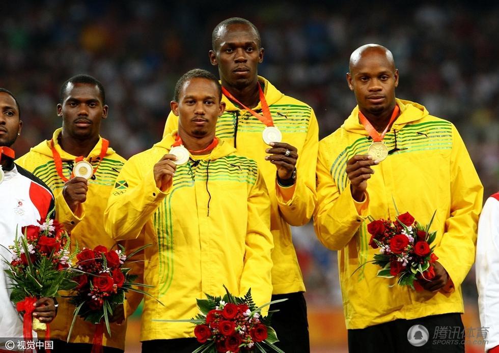 博尔特三届获9金 他有一双这样的脚