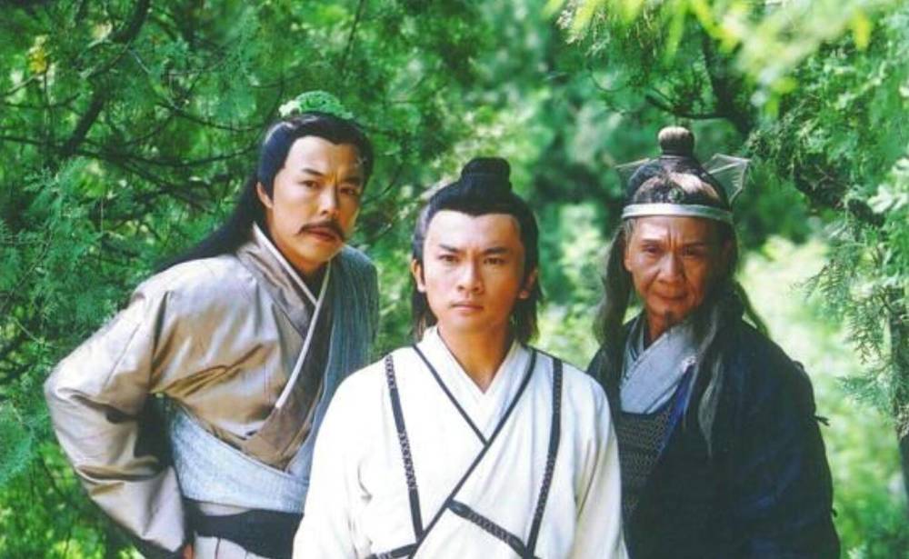 《倚天屠龙记》明教遗失江湖的十二圣火令,无意被人说出
