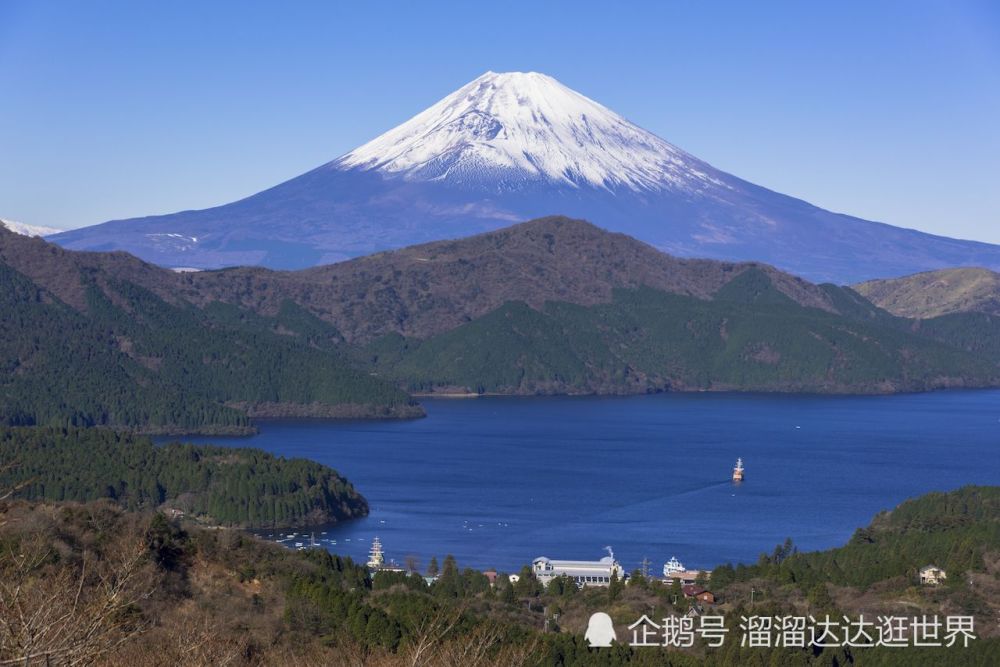 箱根是日本的众多山城之一,位于神奈川县,是富士箱根伊豆国立公园的