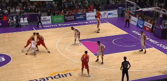 腾讯体育9月1日讯 2019雅加达亚运会男篮总决赛开战,中国男篮84-72