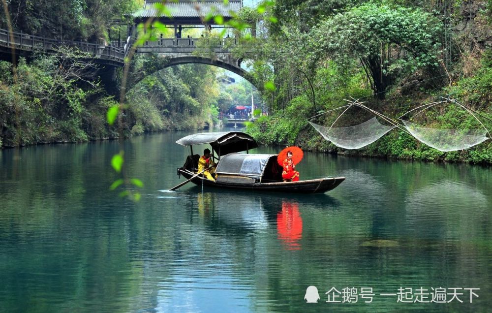 实拍:湖北三峡人家,依山傍水,风景如画