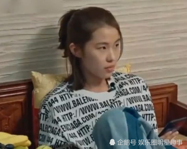 《变形计》最和谐的一期,刘思琦被"摸头杀"宠溺,事后"
