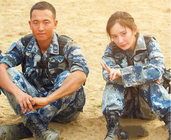 杨幂王威互关上热搜,网友隔空喊话刘恺威:你觉