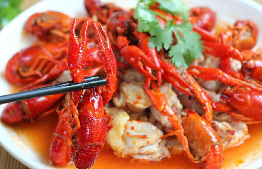 养殖一百亩的小龙虾,到底需要多少钱?看完我也