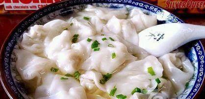 最简单馄饨包法,怎么煮也不散,秘诀就在这里,厨