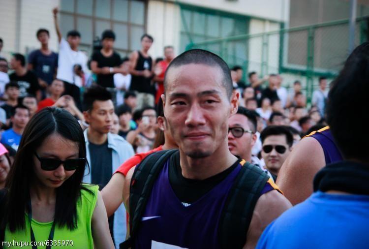 街球界的霸王们:牛人曾逼郭艾伦爆粗_学生时代