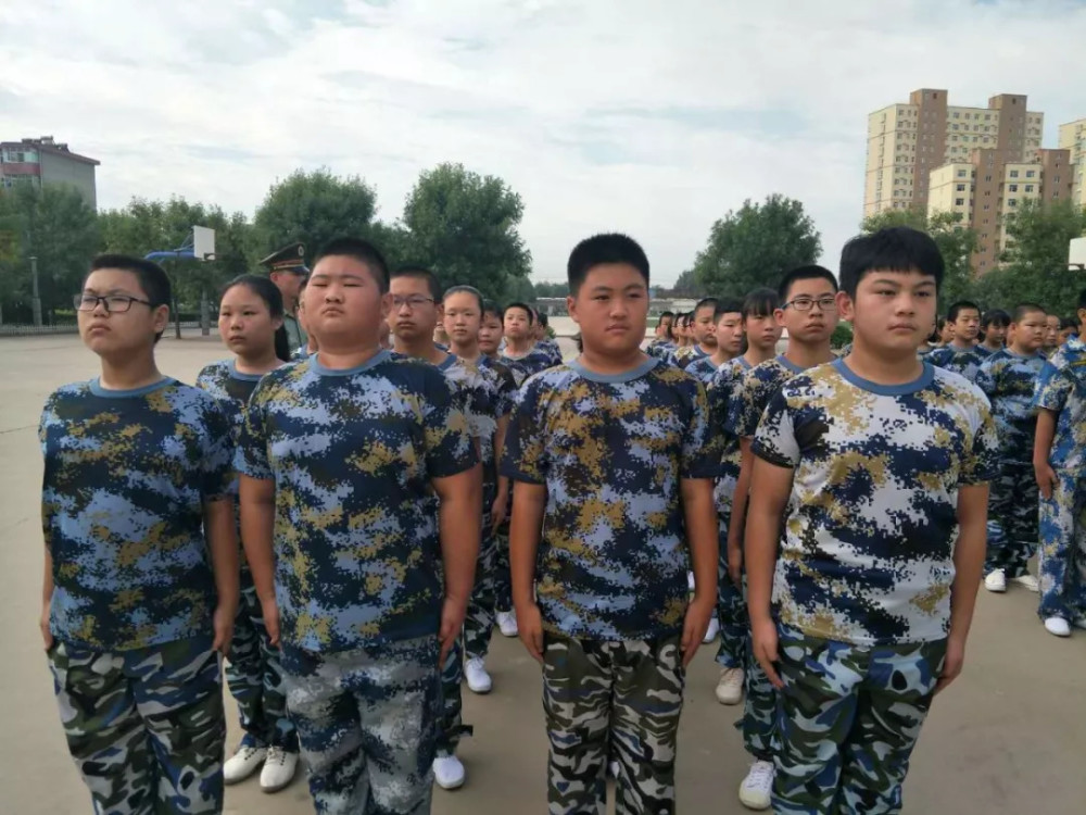 震憾! 衡水初中生军训现场曝光!