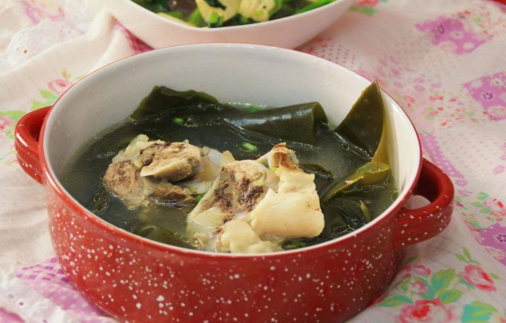 煮海带汤时加点它,煮出的海带又软又烂,关键还