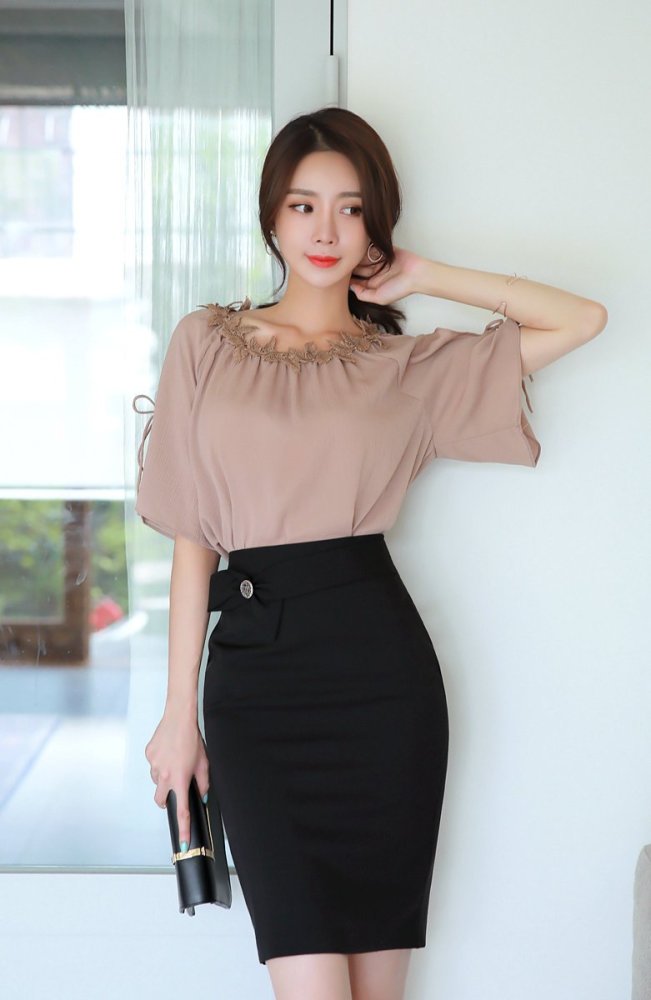 气质长腿美女,干练职场装,知性优雅