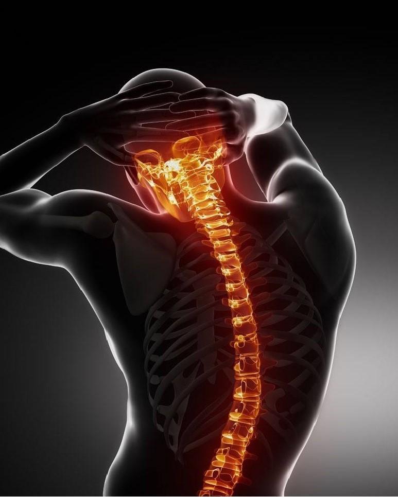 经常腰酸背痛是累的?这3种腰背痛是癌症"征兆",必须重视